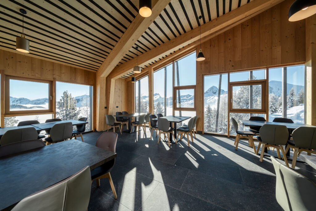 Rifugio alpino Lo Chalet, Paion del Cermis