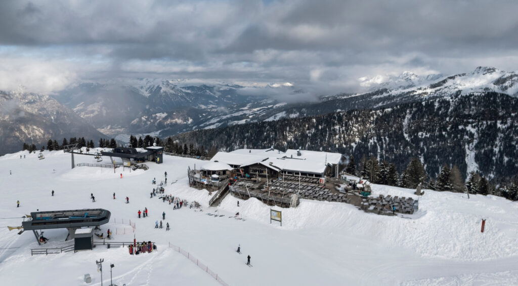 Rifugio alpino Lo Chalet, Paion del Cermis